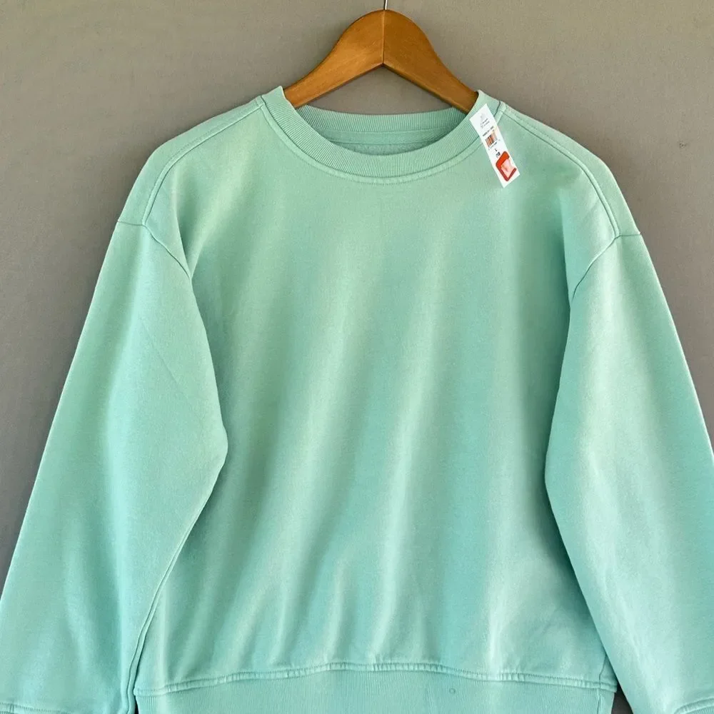 🎉5 for $45🎉 NWT Gap sweatshirt pullover size L